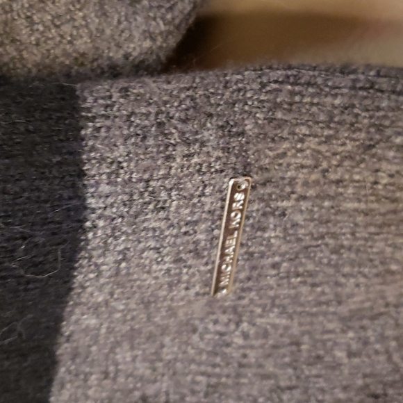 Michael Michael kors sweater - Picture 2 of 5